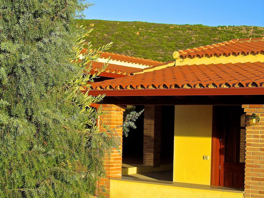 Agriturismo Sa Tiria Теулада Екстер'єр фото